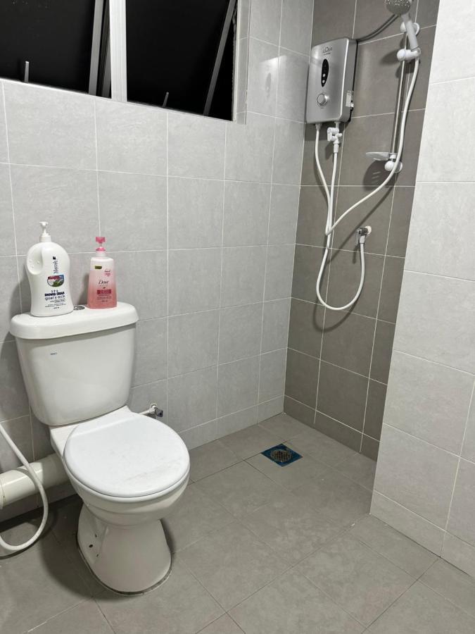 Manjung Vermogen Stay-Wi-Fi+Ktv Sitiawan Exterior photo